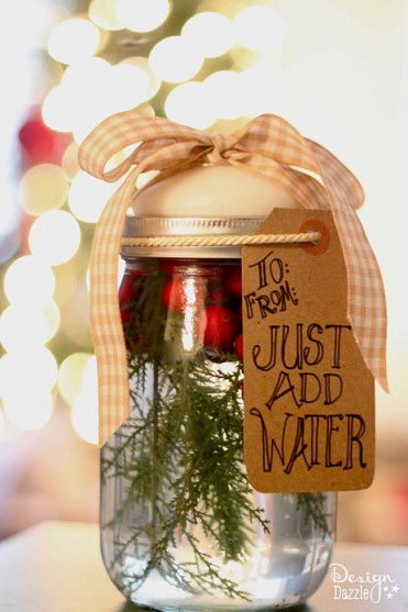 Christmas Mason Jar Candle Tutorial by Design Dazzle