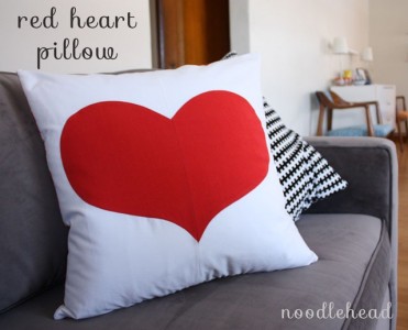 Heart Pillow Tutorial by Noodlehead